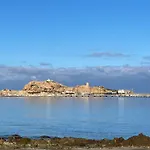 Palazzi 1 * LʼÎle-Rousse